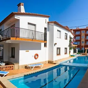rvhotels-apartamentos-villas-piscis.catalonia-hotels.com/