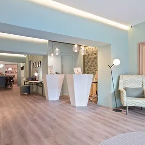 https://via-augusta.catalonia-hotels.com