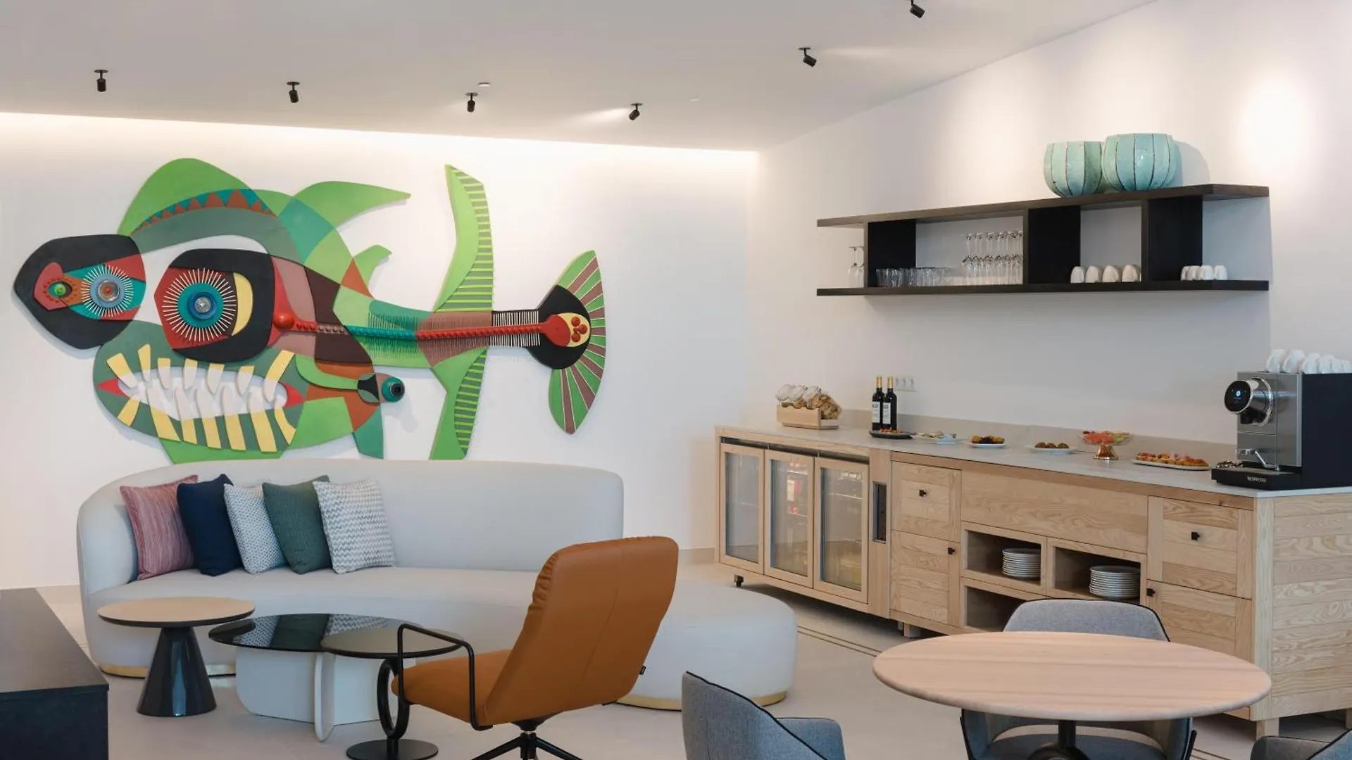 פוארטו דל כרמן Plus Fariones Suite Hotel 4*, פוארטו דל כרמן ספרד