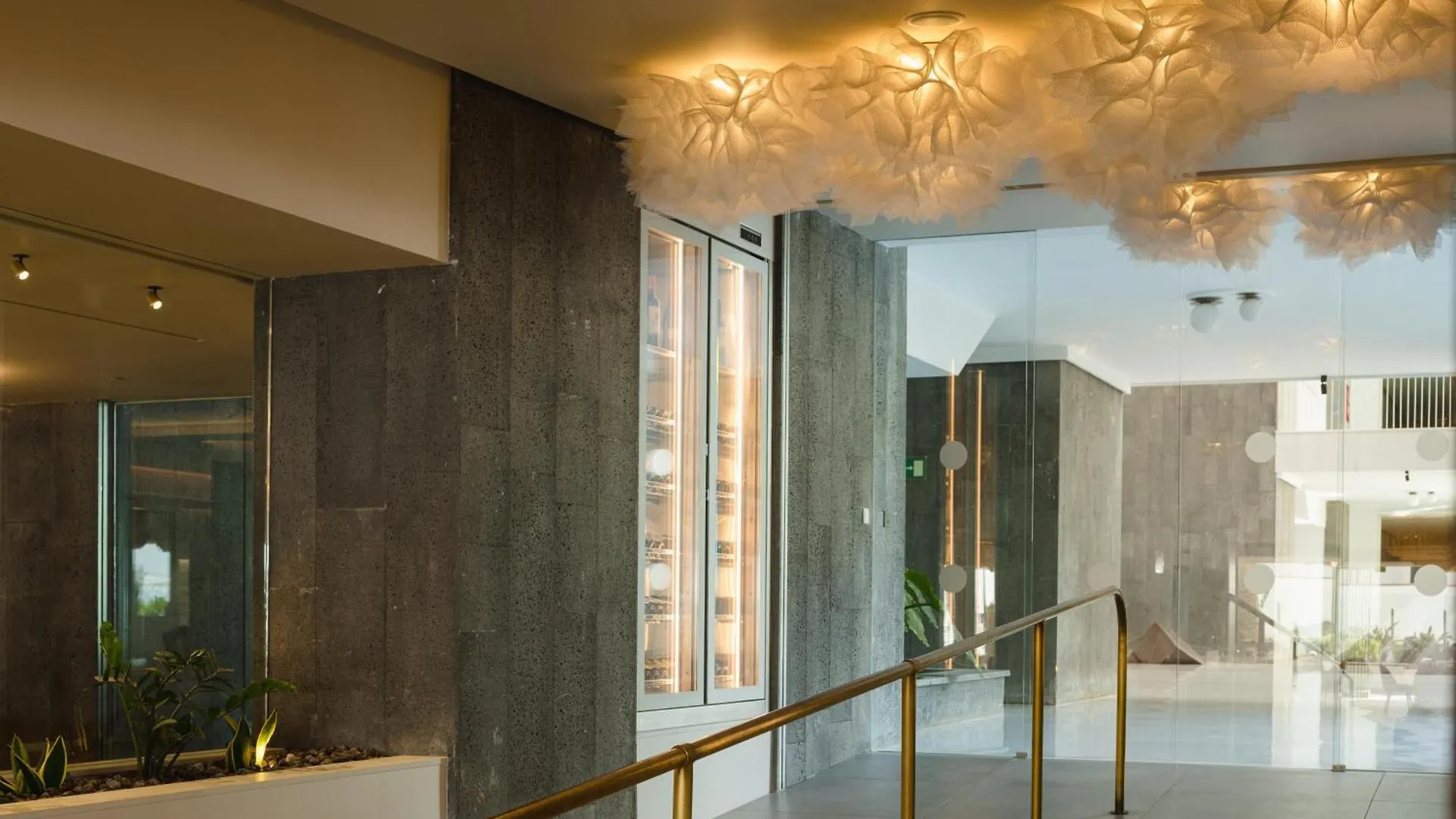 Plus Fariones Suite Hotel Puerto del Carmen  İspanya