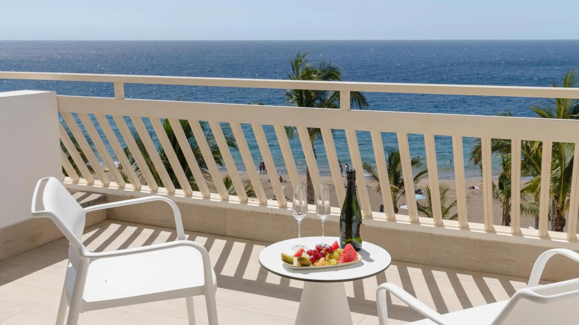 ****  Suite Hotel Fariones Puerto del Carmen  Spagna